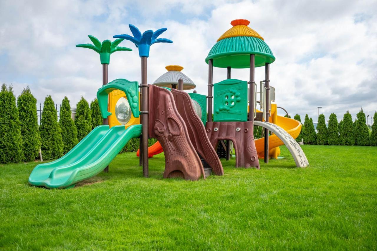 Pensjonat Marynarski - Apartamenty Darlowko Ngoại thất bức ảnh