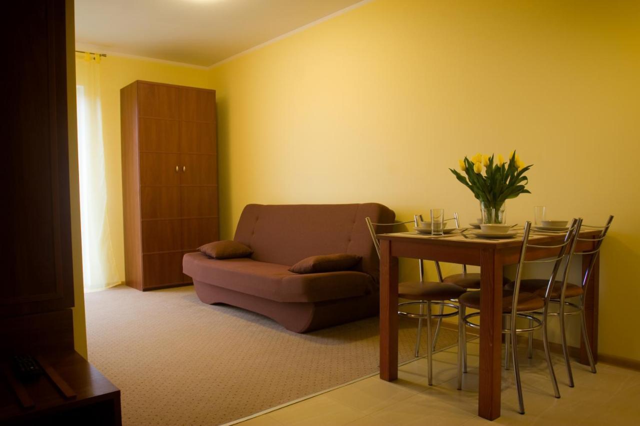 Pensjonat Marynarski - Apartamenty Darlowko Ngoại thất bức ảnh